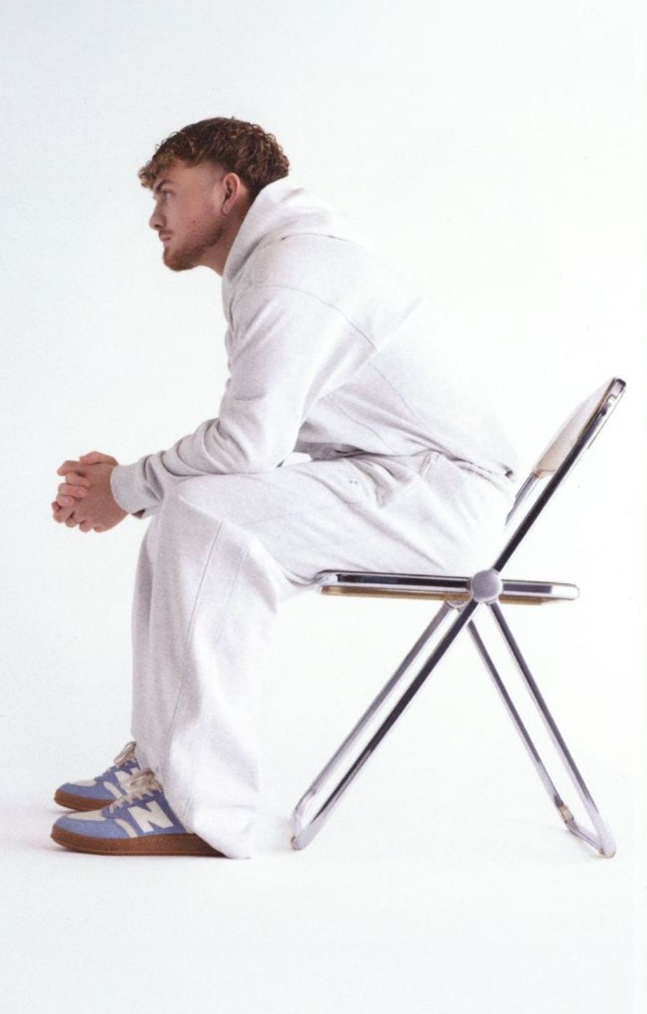 Harvey Elliott wearing blue T500 shoes. 